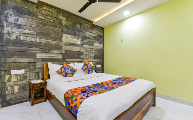 Fabexpress Rani Bagh