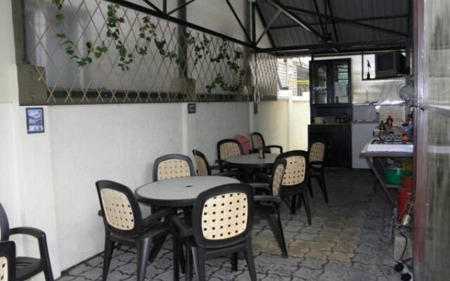 Paracels Hotel