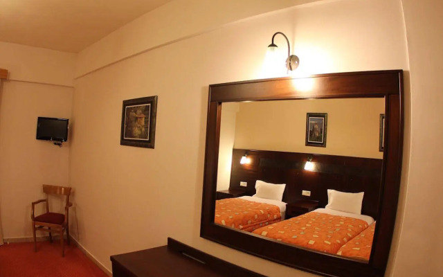 Orfeas Hotel