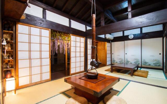 Old private house / Vacation STAY 3922