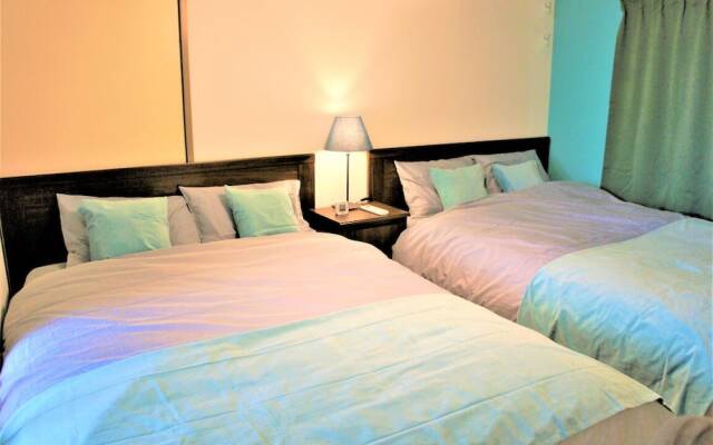 Spacious Apartment Sunshine City