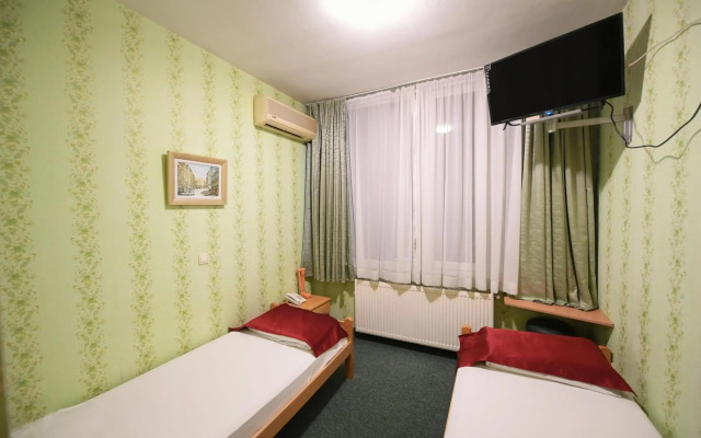 Hotel Slodes