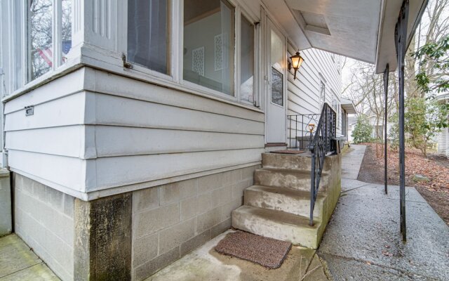 Central Meadville Apartment - Walk to Downtown!