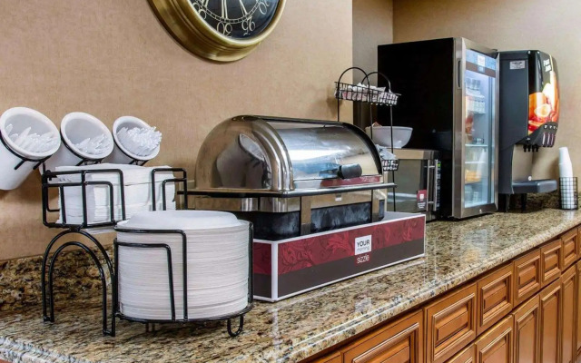 Wingate by Wyndham Livonia