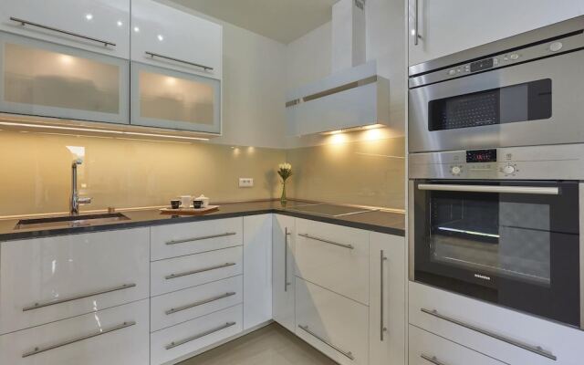 Stunning Home in Liznjan With Wifi and 2 Bedrooms