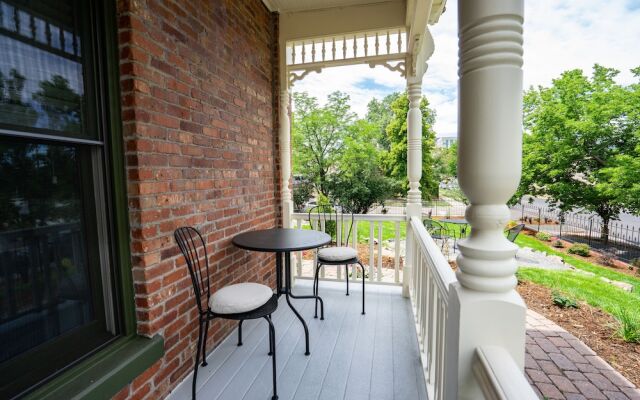 The Curtis Park Club