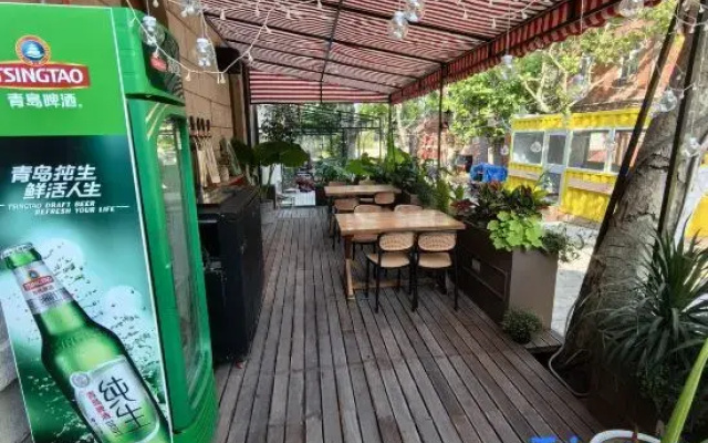 Sanke Bieyuan Homestay (Qingdao Railway Station Catholic Church Branch)