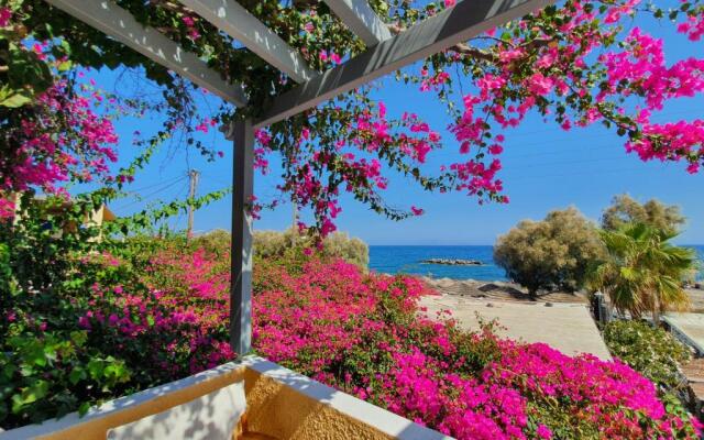 Nostos Beach