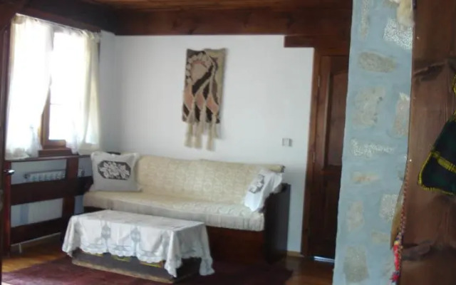 Vodenicharovata House