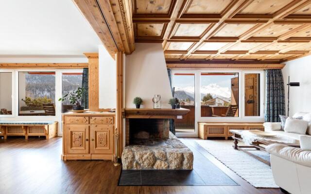 Spacious Apartment with fantastic Alpine Panorama