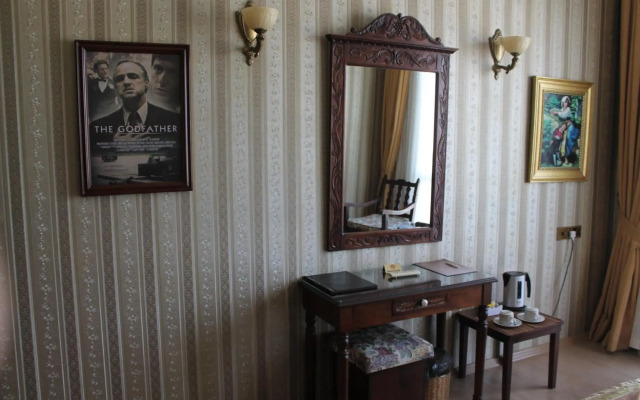 Bella View Art Boutique Hotel