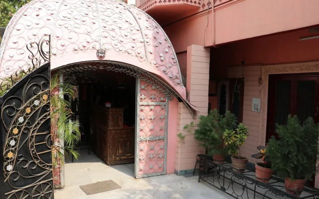 Royal Aashiyana Palace