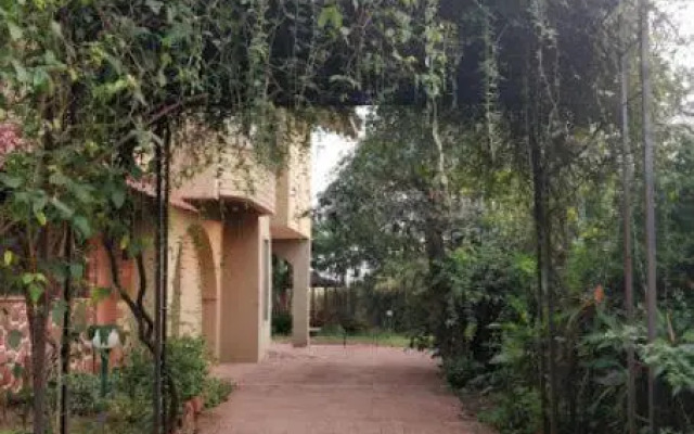 Mangirish Bungalow 4BHK