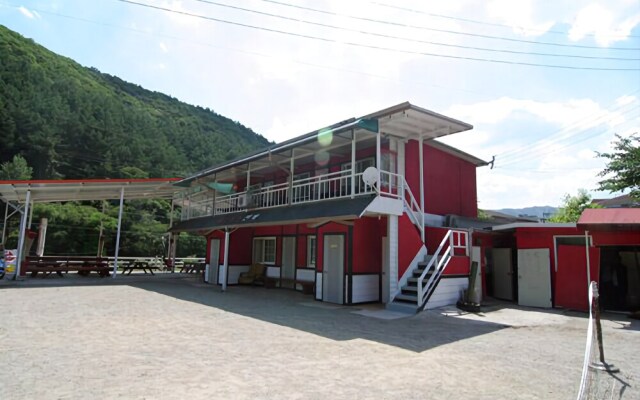 Cheongpyeong Redfox Pension