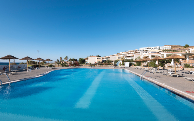 Grand Blue Beach Hotel
