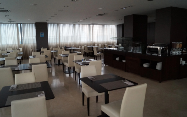 LCB Hotel Fuenlabrada NEW