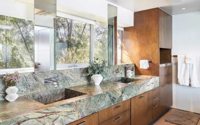 Hollywood Overlook by Avantstay Private Pool + Hot Tub Panoramic Views