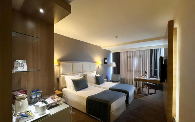 Kaya Izmir Thermal And Convention