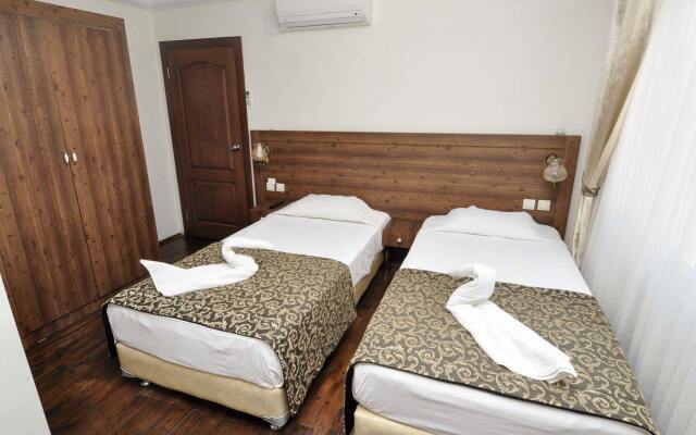 Paperon Hotel