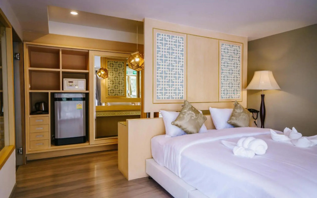 Moon Dragon Hotel