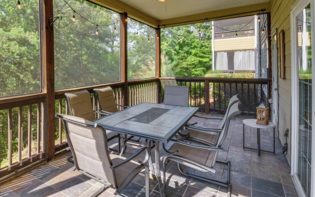 Clayton Resort Getaway w/ Pool Access, Pickleball!