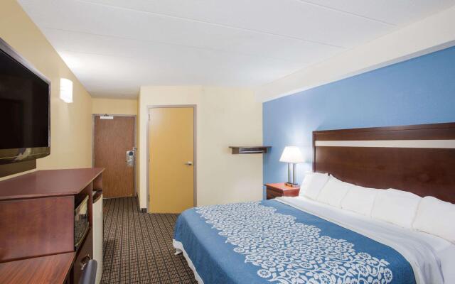 Days Inn by Wyndham New Haven