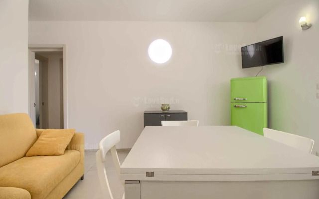 Apt B - Beach View Villa Controvento