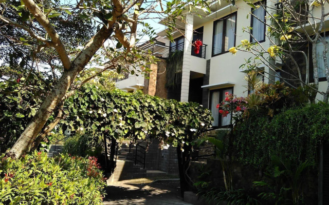 DenBukit Residence and Suite