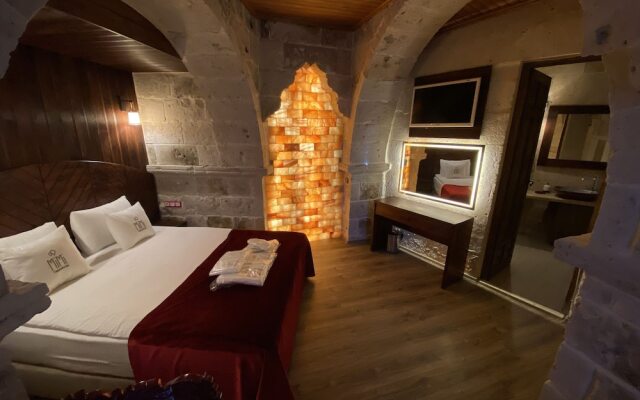 Ask-i Derun Hotel