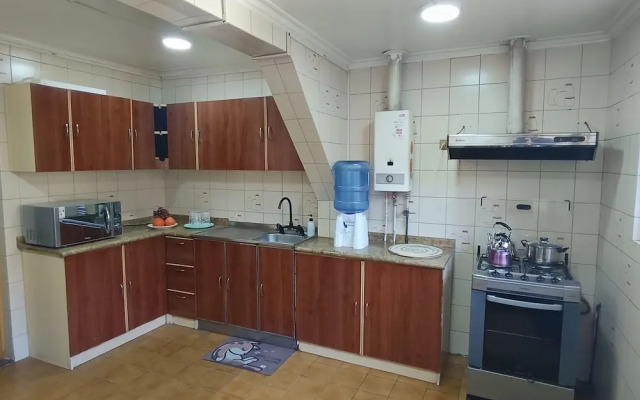 Hostel Rogiel Airport Transfer