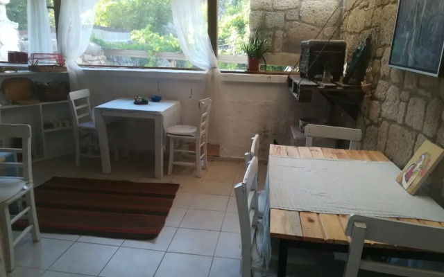 Alacati Frida Butik Otel