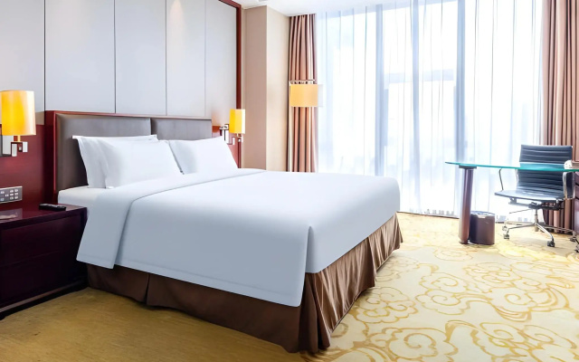 Avant-Garde Hotel