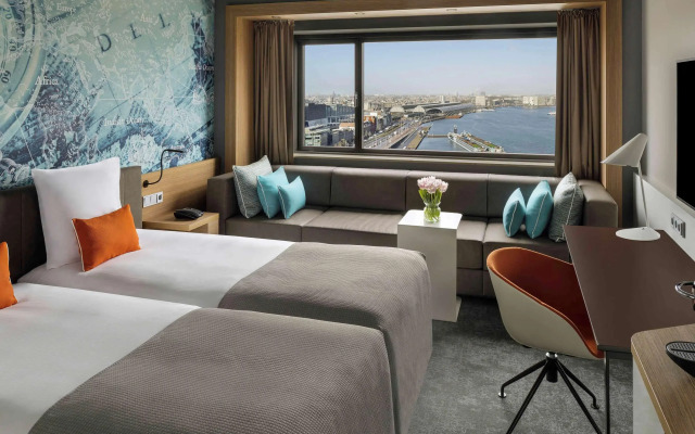 Mövenpick Hotel Amsterdam City Centre