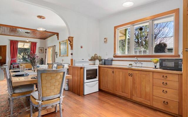 Aranui Palms - Mapua Holiday Home