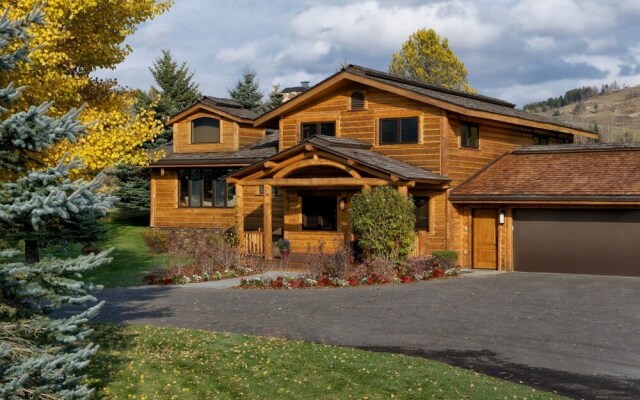 Abode at Dragonfly Lodge Home