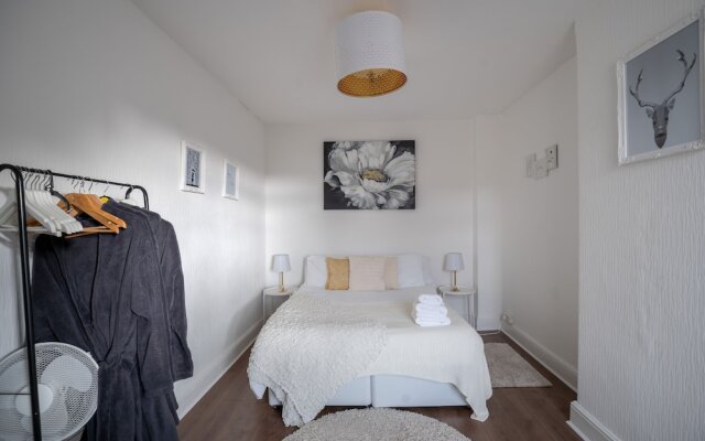 Phnix Central Luxury Accommodation