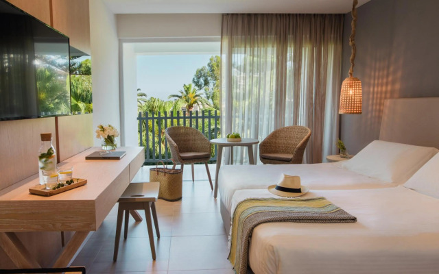 Nissi Beach Resort