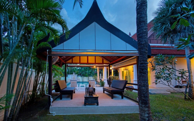Tropical Thai Style 4BR Pool Villa Fanny