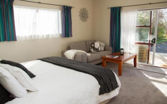 Martinborough Experience Accommodation Bed & Breakfast