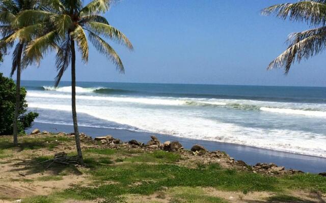Dikaloha Surfcamp Bali