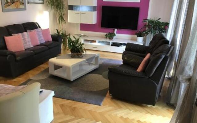 Private Accomodation Madunic