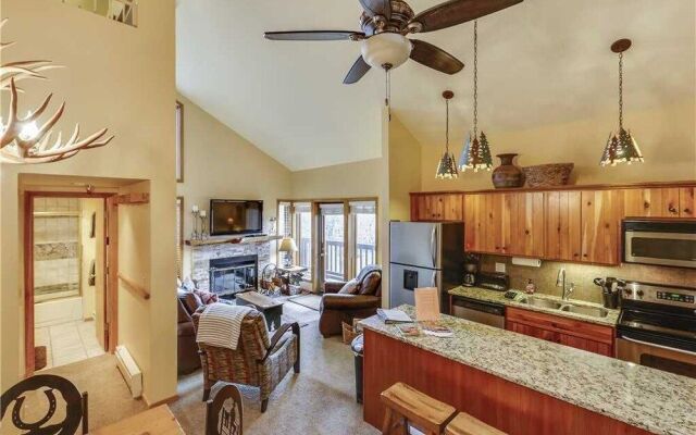 TYRA SKI IN OUT 4 BR Condo