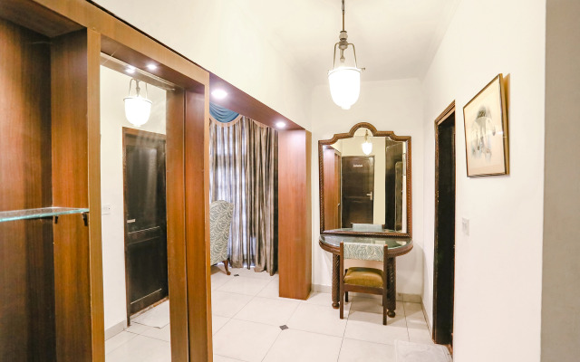 FabExpress Lloyd House