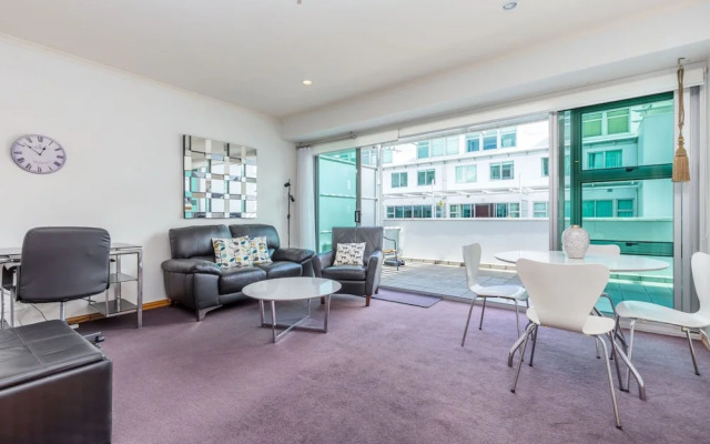 Waterfront Seaview Hotel Apartments