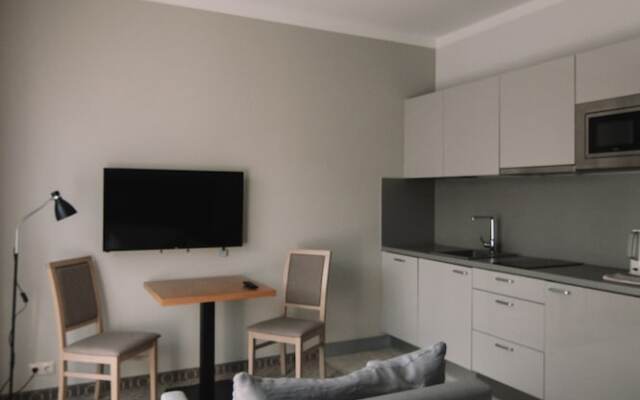 Merepargi ApartHotel & Cafe