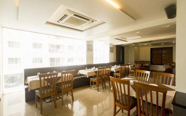 FabHotel Bhagyashree Magarpatta