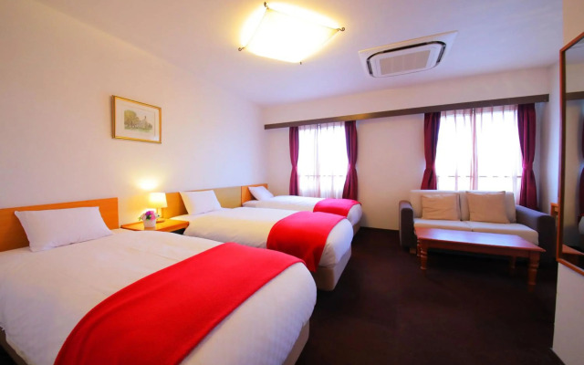 Hotel Claire Higasa