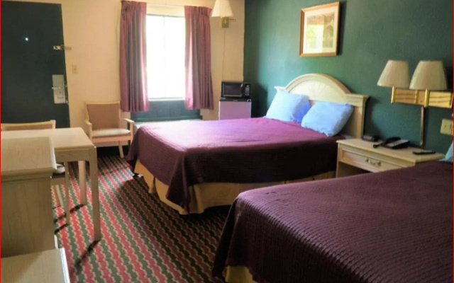 Quality Quarters Inn