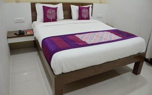 OYO 4017 Hotel Grand Ashwin 1