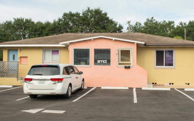 Delux Inn Clearwater